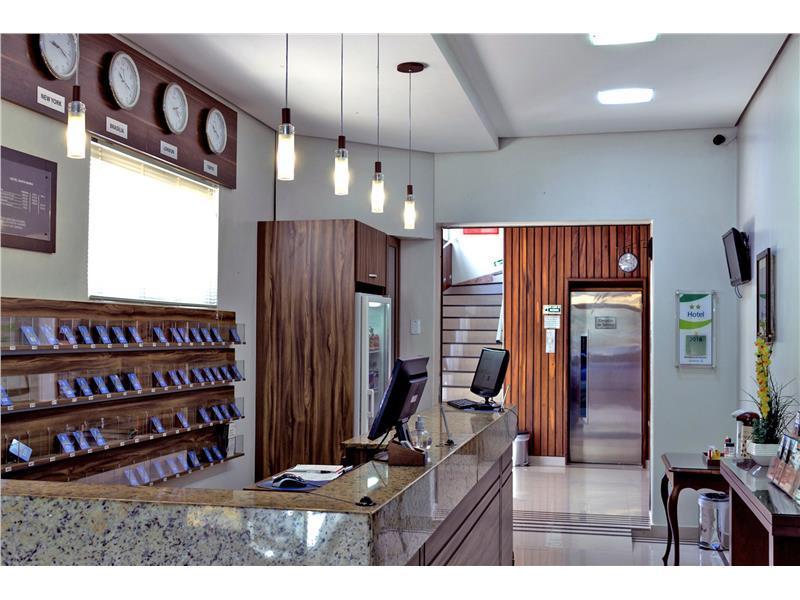 Hotel Santa Maria Campo Mourão エクステリア 写真
